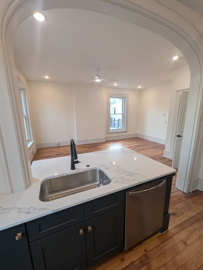 Photo - Beautifully Renovated 1 Bed, 1 Bath in Historic Covington Apartment