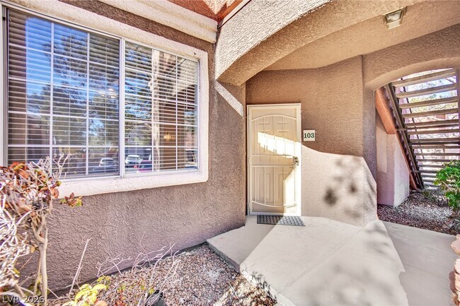 Building Photo - 1505 Truett St