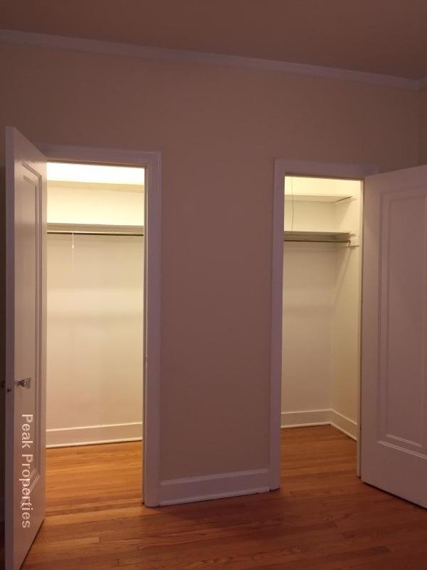 Building Photo - 536 S Clark St