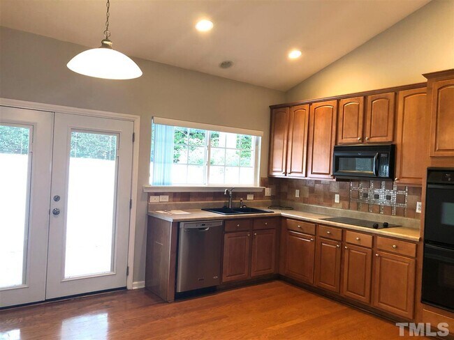 Building Photo - 3510 Archdale Dr