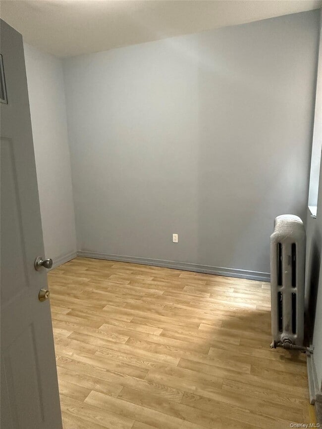 Building Photo - 293 Saratoga Ave