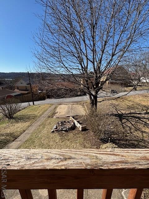 Building Photo - 329 Russell Ave