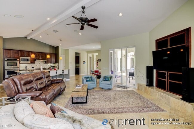 Building Photo - 4 br, 3.5 bath House - 2370 N Hermosa Dr, ...