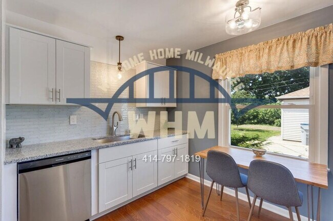 Foto del edificio - 4902 W Lynndale Ave
