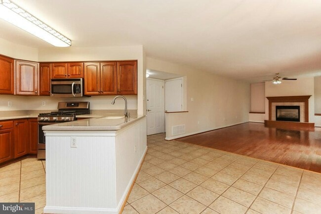 Building Photo - 4720 Ilchester Rd