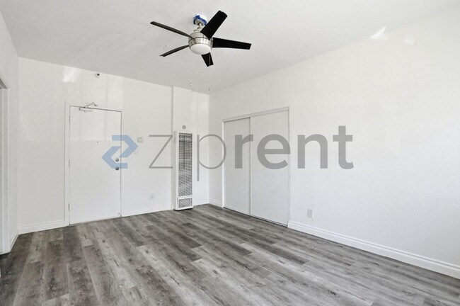 Foto del edificio - 1513 W 12th Pl