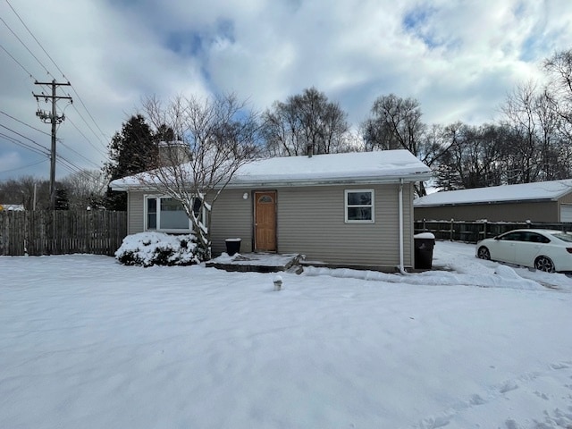 Foto principal - 5932 Park Lake Rd