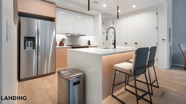 Foto del edificio - 143 E Commerce St