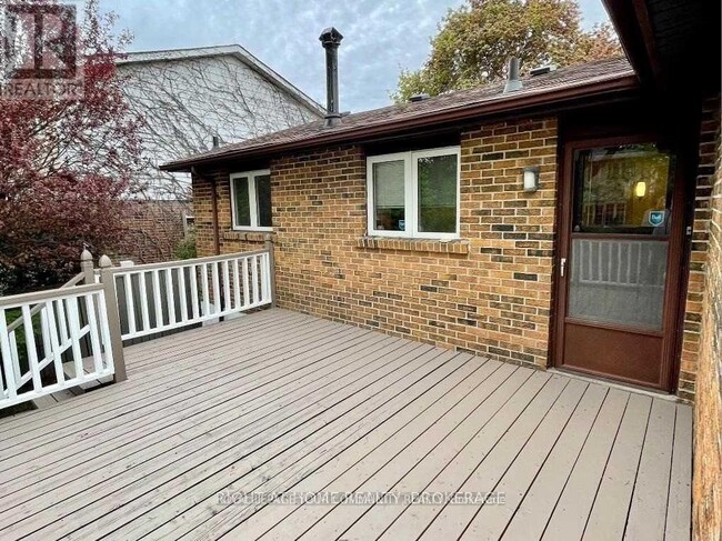 Building Photo - 14 Ironshield Crescent