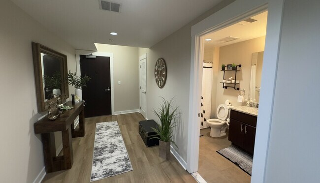 Foto del edificio - 632 Florida Ave NW