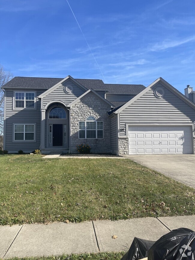 The Villages at Summit Wood Apartments for Rent with Parking