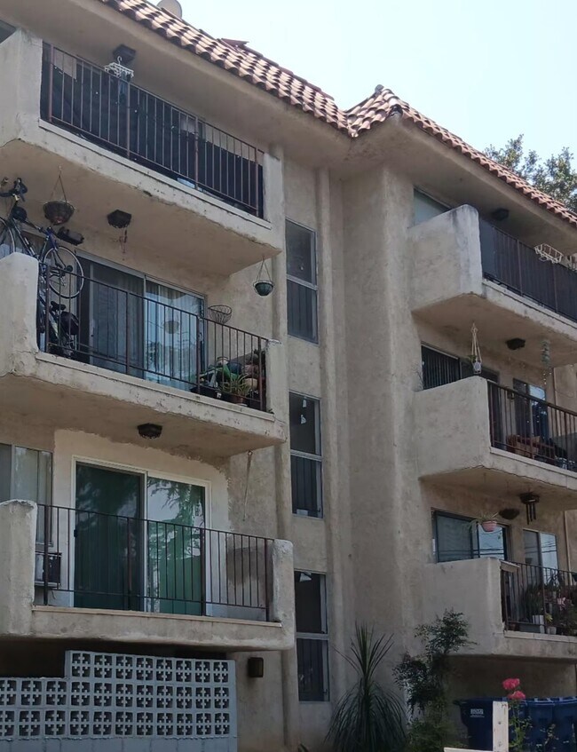 Foto del edificio - 508 E Cypress St