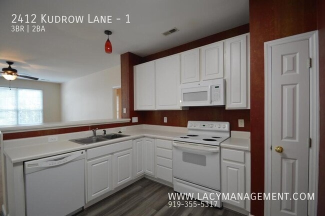 Foto del edificio - 2412 Kudrow Ln
