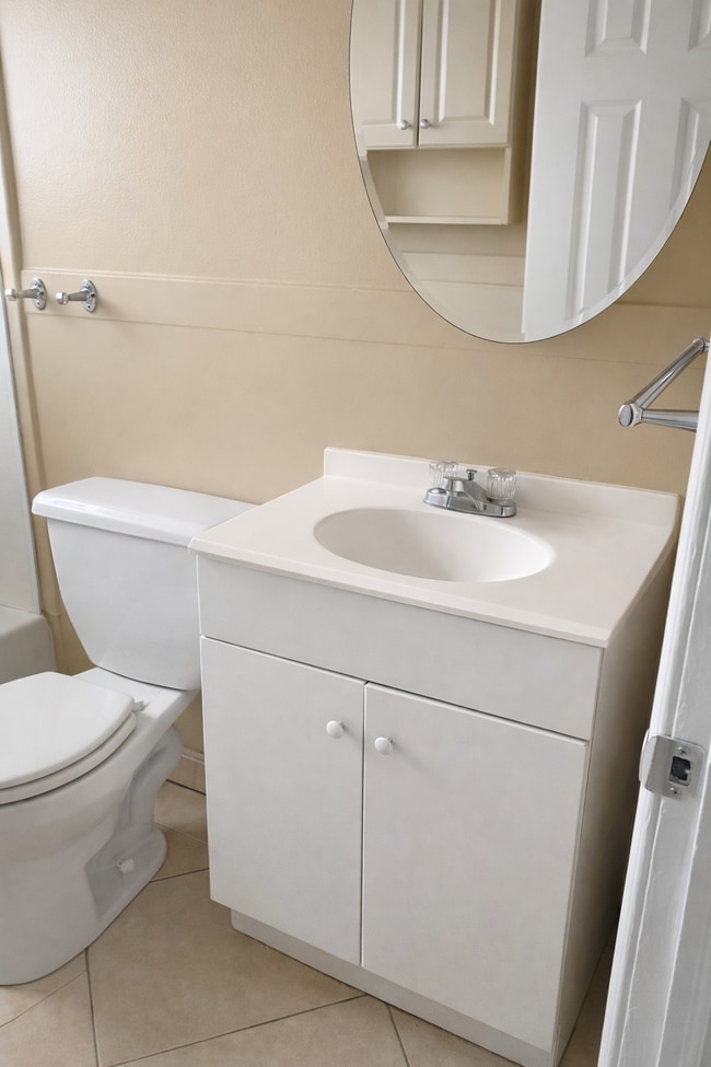 Foto del edificio - 18849 Moenart St