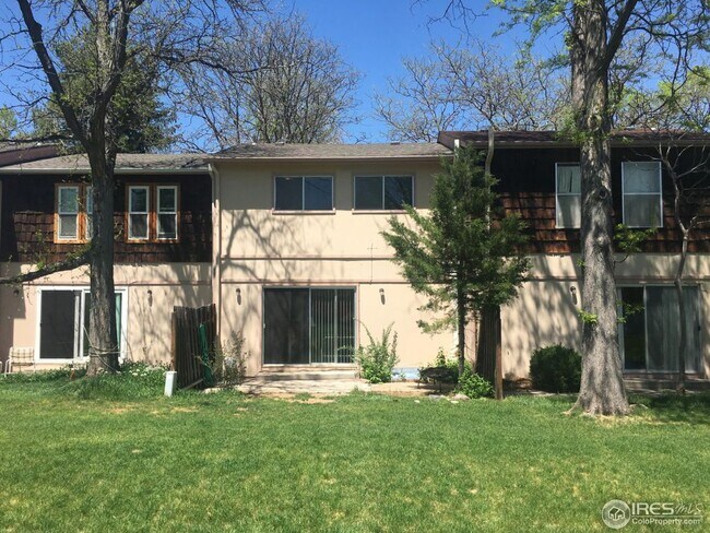 Back to Greenspace! - 1468 Edgewood Ct