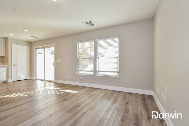 Building Photo - 3974 E Spruce Fern Ln