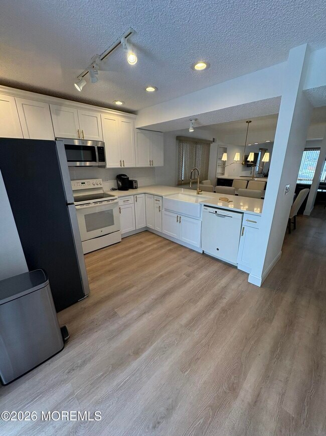 Foto del edificio - 17 Brown Ave