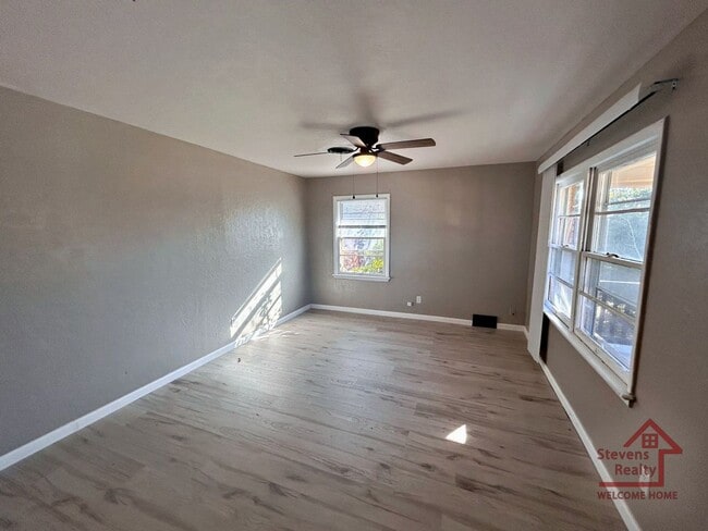 Foto del edificio - 2811 NW 21st Pl