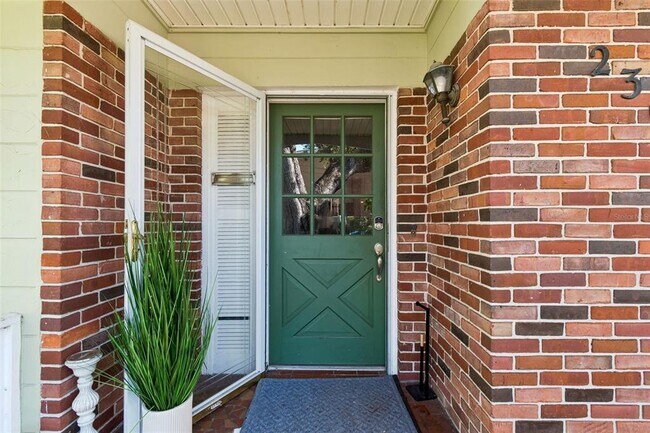 Foto del edificio - 2302 S Arrawana Ave