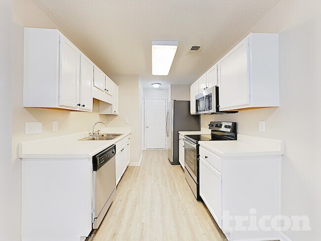 Foto del edificio - 3000 Grand Look Ct