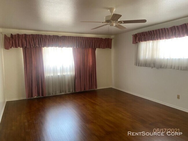 4 Bedroom ~ 2 Bath Home for Rent in Lancaster - House for Rent in