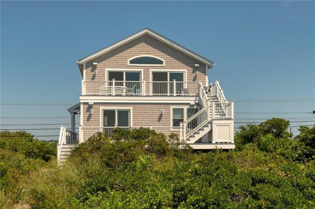 Foto del edificio - 154 Sand Hill Cove Rd