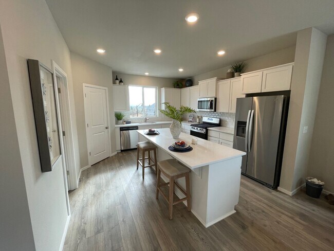 Foto del edificio - 15540 NW Linder St