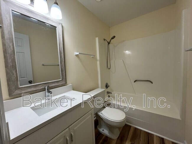 Building Photo - 4705 Fargo Ct