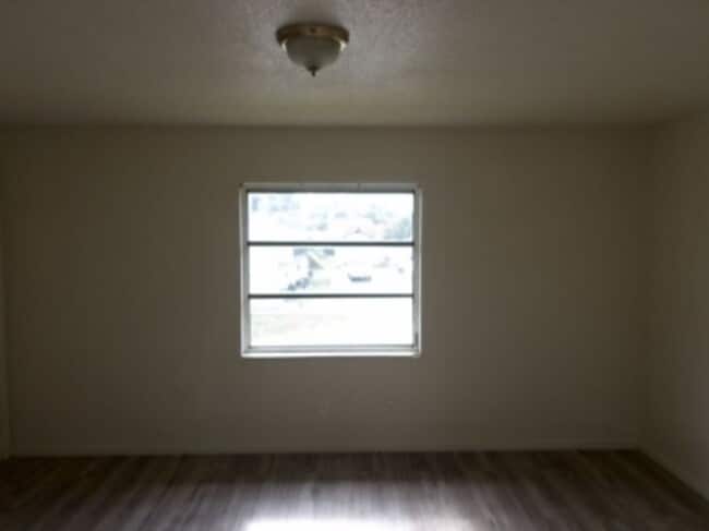 Photo - 218 S Tampa Ave Apartment