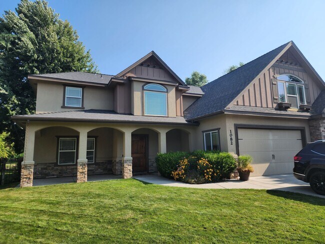 Foto del edificio - Beautiful 4 bedroom, 3 bath home in Meridian.