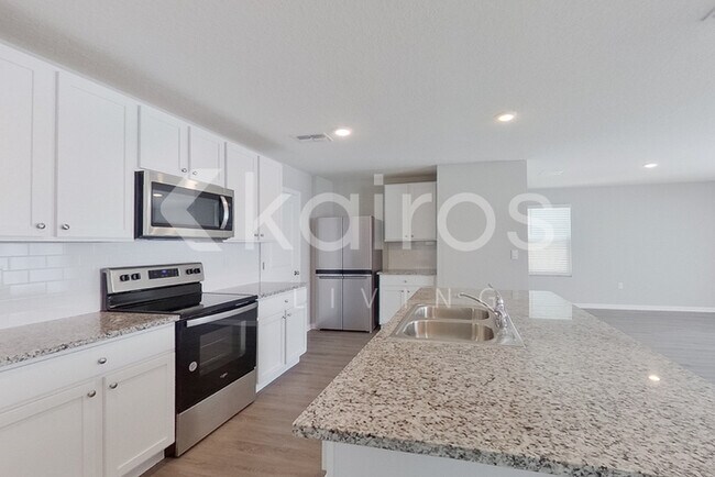 Foto del edificio - 8696 SW 44th Ct