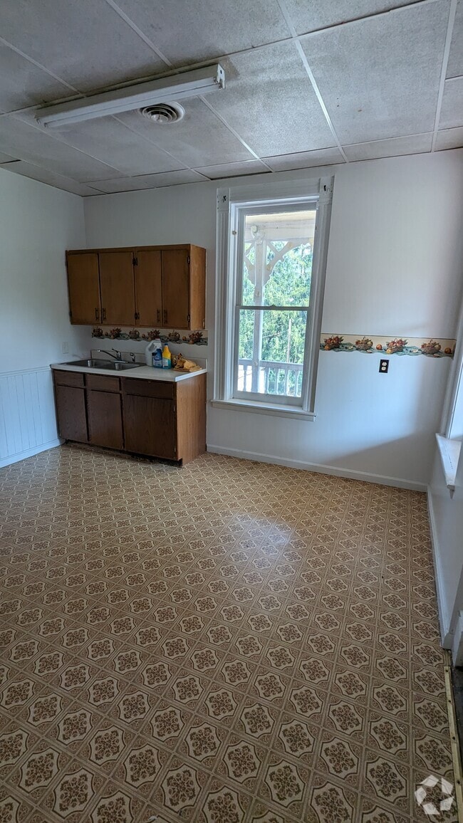 Loft Apartments For Rent in Breezewood, PA 5 Rentals