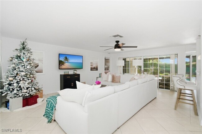 Foto del edificio - 560 Cypress Way E