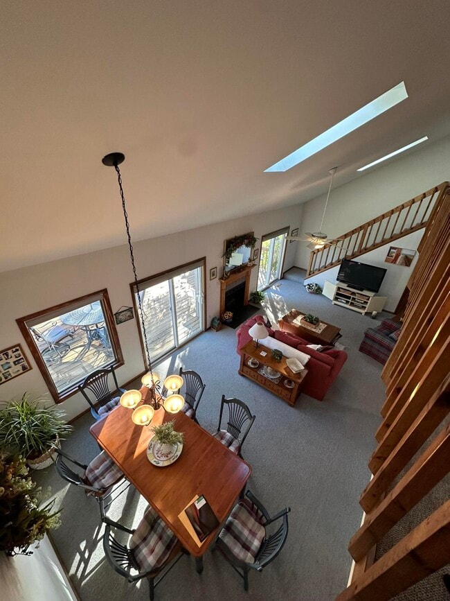 Foto del edificio - 5550 Joslin Dr