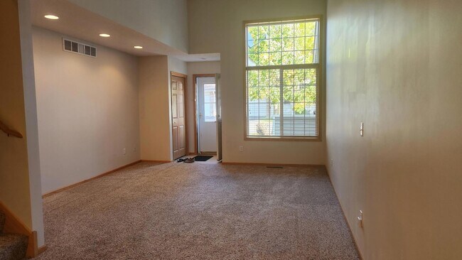 Foto del edificio - 5187 207th St N