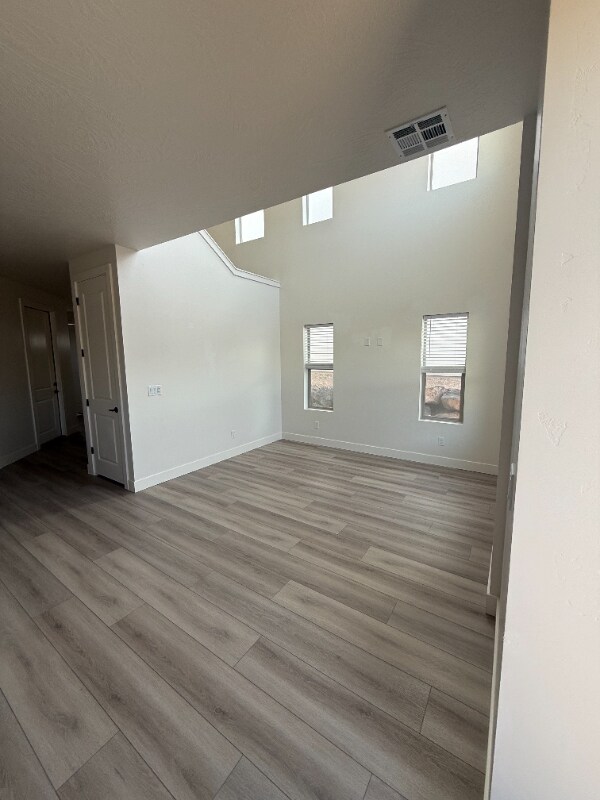 Foto del edificio - 296 S 1930 W