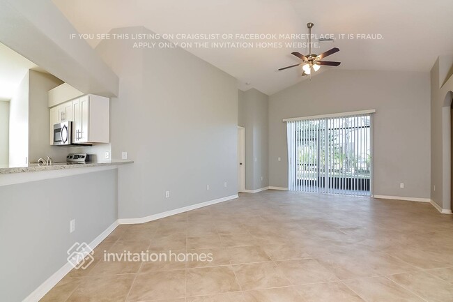 Foto del edificio - 12617 Kings Lake Dr