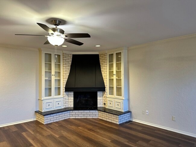 Photo - 2720 NW 62nd St (Oklahoma City, OK) Townhome
