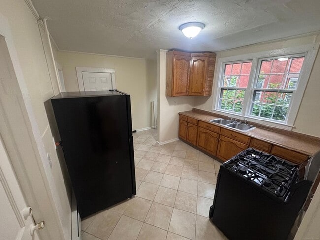 Photo - 17 Roosevelt St Apartment