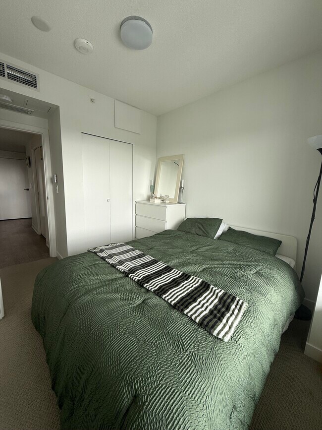 Photo du bâtiment - 1401 Hunter St