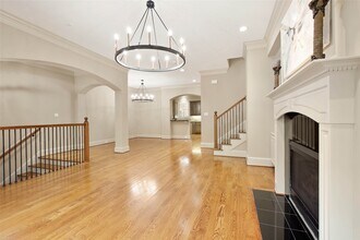 Building Photo - 4 Waterway Ct