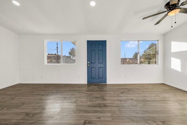 Building Photo - 2869 B St