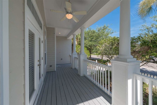 Building Photo - 788 Ocean Palm Way