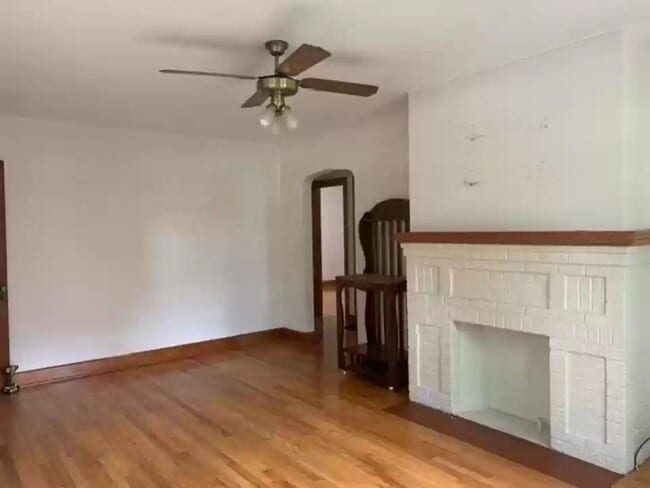 Foto del edificio - 3817 W 10th St