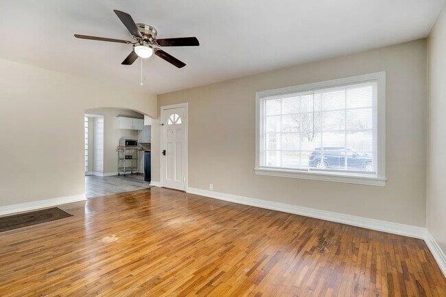 Foto del edificio - 103 E Meadow Ave