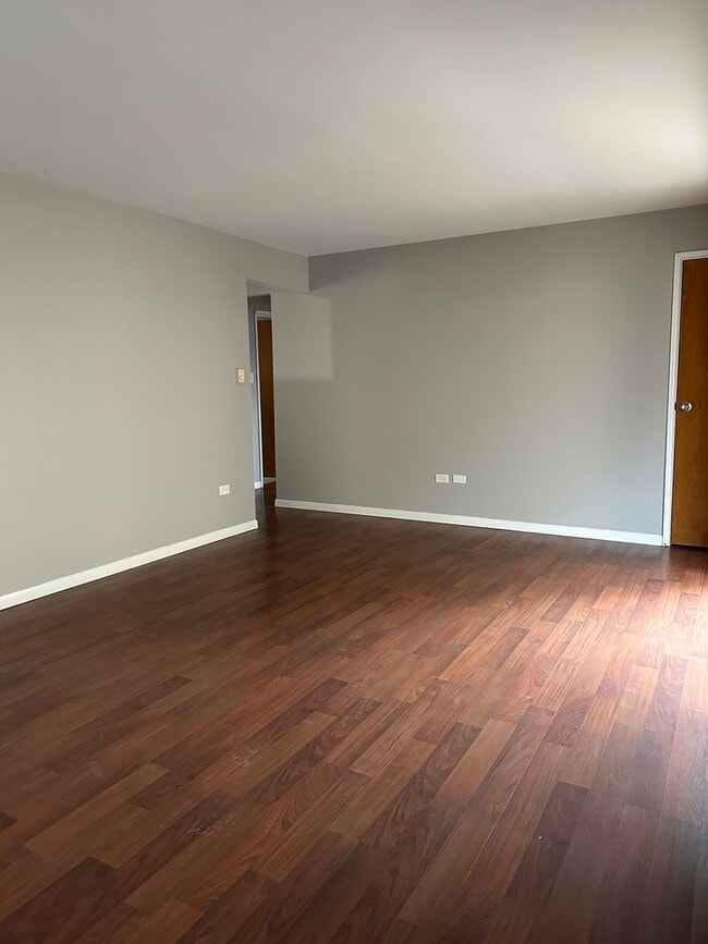 Building Photo - 6334 W 65th St