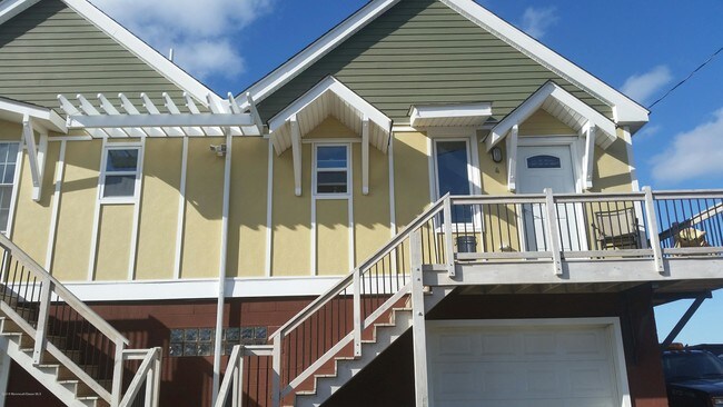 Foto del edificio - 70 Shrewsbury Ave