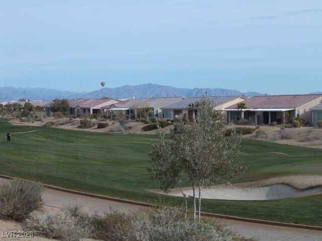 Foto del edificio - 5196 Alfingo St