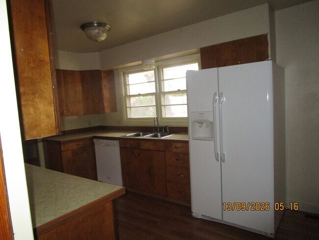 Foto del edificio - 140 6th St NW