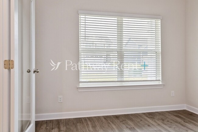Building Photo - 2306 Nabali Wy